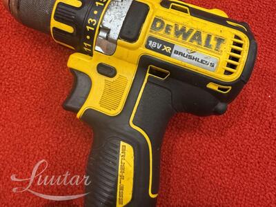 Akutrell-kruvikeeraj​a DeWalt DCD790