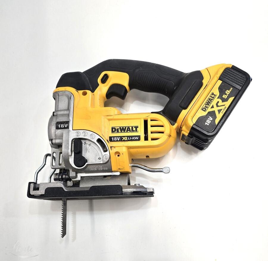 Akutikksaag DeWalt DCS331
