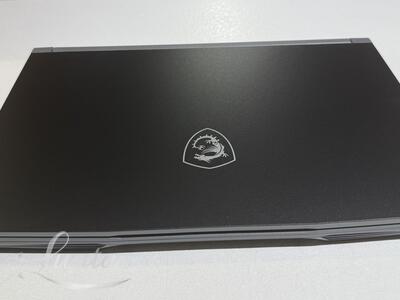 Sülearvuti MSI Thin 15B12UC-2049NL 15,6 tolli, i7-12650H, 16GB, 512GB SSD