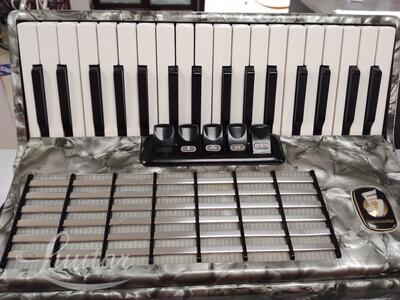 Akordion Weltmeister Stella 80 bass