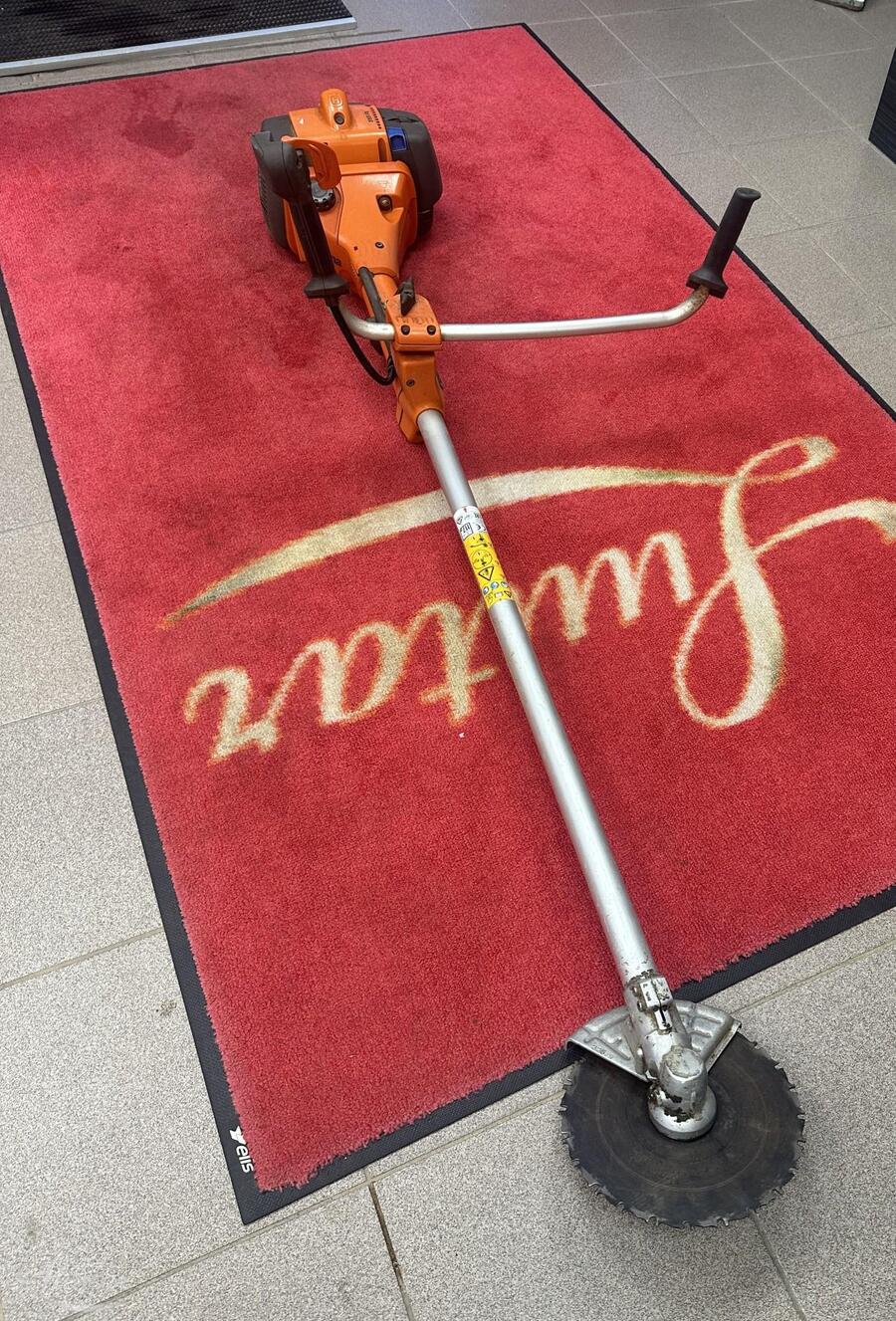 Võsalõikur Husqvarna 555FXT