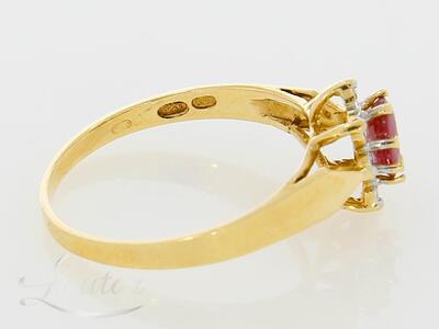 Kuldsõrmus 585*  Briljandid