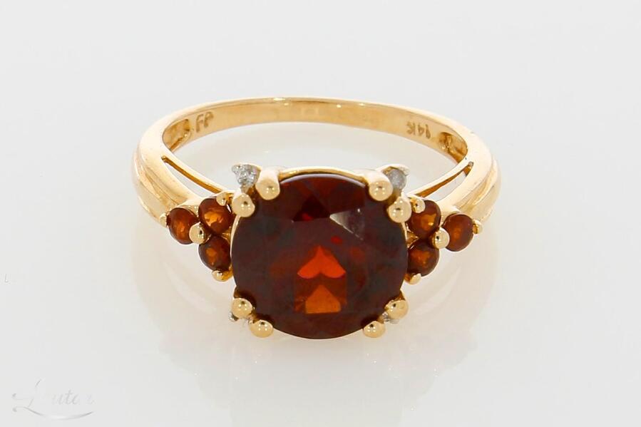 Kuldsõrmus 585*  Briljant + Granaat