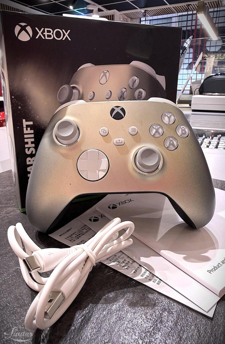 Mängupult  Xbox Lunar Shift