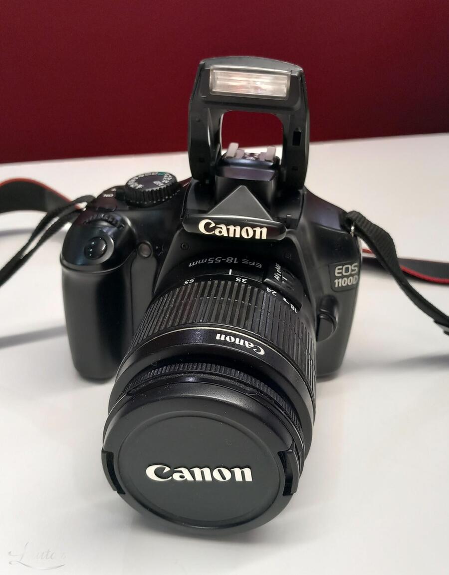 Peegelkaamera Canon 1100D+EFS 18-55