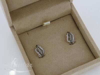 Kuldkõrvarõngad 585* Briljandid 