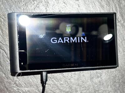 Navigatsiooniseade Garmin dzelCamLM