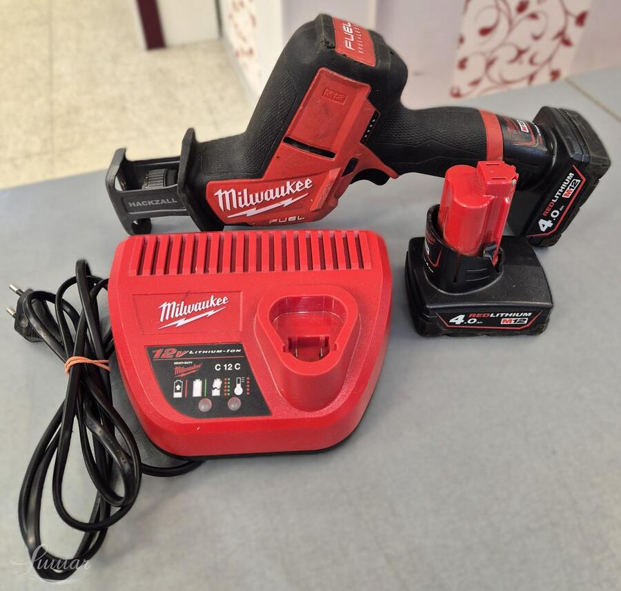 Tiigersaag Milwaukee M12 CHZ