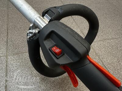 Bensiinimootoriga murutrimmerid HUSQVARNA 122C