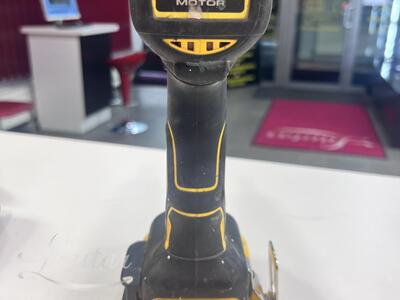 Akutrell-kruvikeeraja DeWalt DCZ796