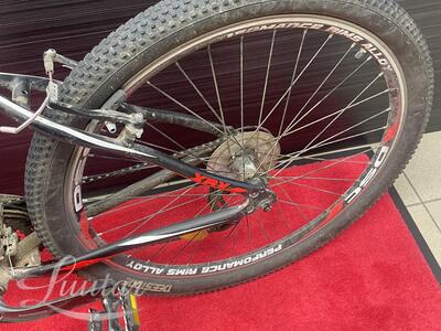 Jalgrattas Monteria MTB 6508