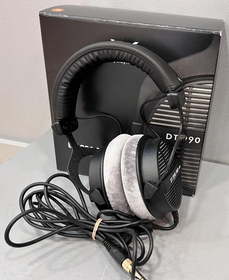 Kõrvakalapid Beyerdynamic DT 990 PRO