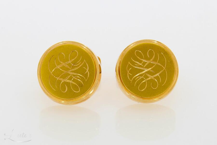 Kuld mantsetinööbid 585*