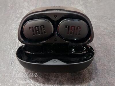 Kõrvaklapid JBL Tune Buds TWS