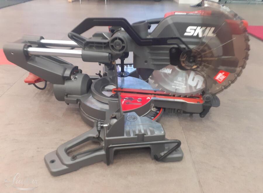 Nurgasaag Skil  1600 W