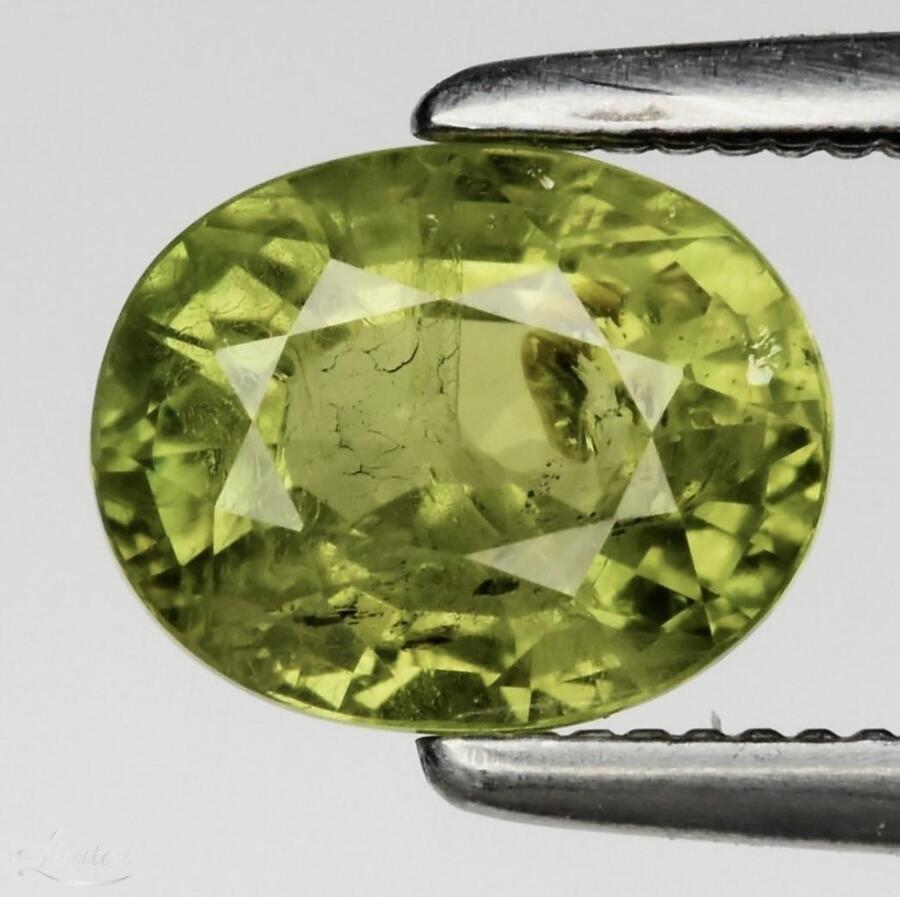 Looduslik roheline Safiir 1.17ct