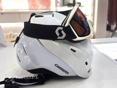 Suusakiiver/lumelaua kiiver CARRERA S/M