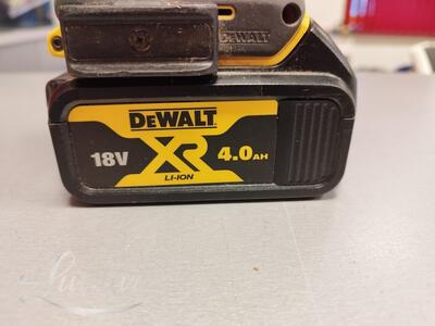 Akulöökkruvikeeraja DeWalt DCF887