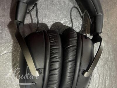 Juhtmevabad kõrvaklapid HYPERX CLOUD III