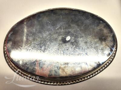 Serveerimiskandik ülehõbetatud