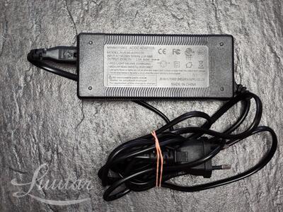 Elektritõukeratas Speedway Leger