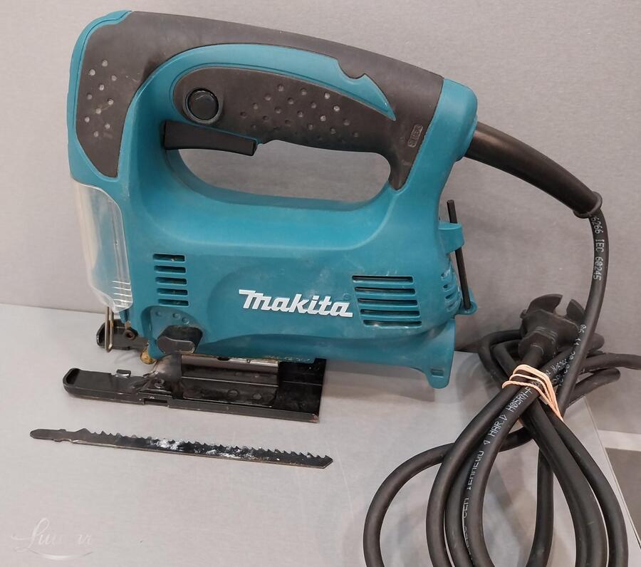 Tikksaag Makita 4328