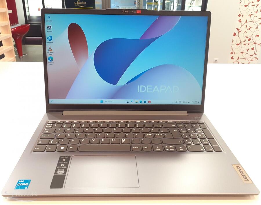 Sülearvuti Lenovo IdeaPad Slim 3 15IAN8