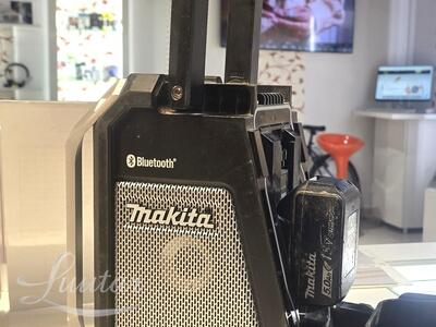Raadio Makita DMR114