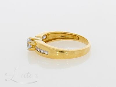 Kuldsõrmus 585* Briljandid