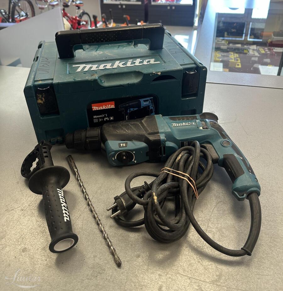 Puurvasar Makita HR2630