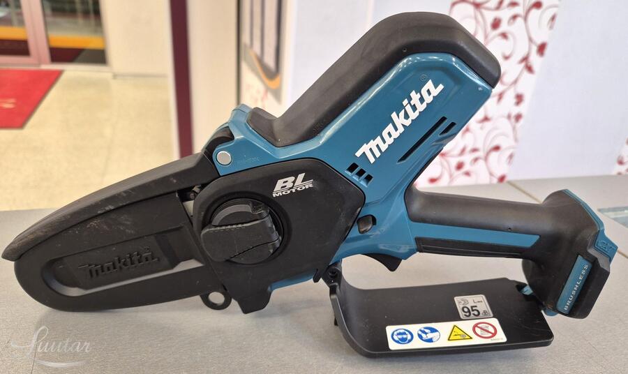 Akuoksasaag Makita UC100D