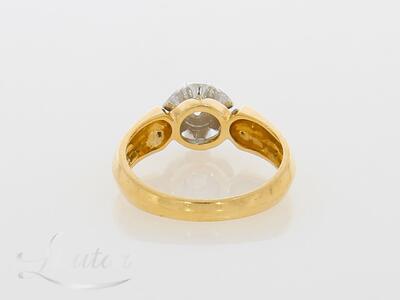 Kuldsõrmus 585* Briljandid!