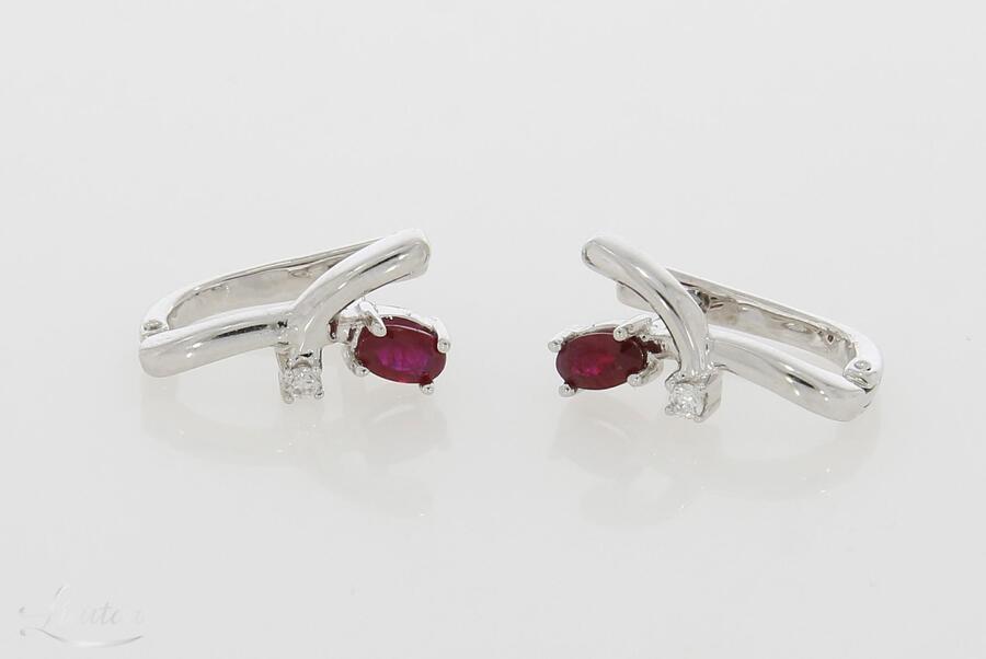 Kuldkõrvarõngad 585* Briljandid