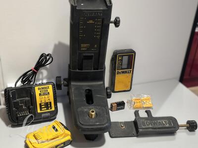 Pöördlaser DeWalt DCE074R