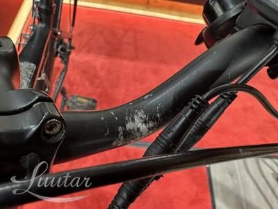 Elektriline jalgratas MOMO Design 28