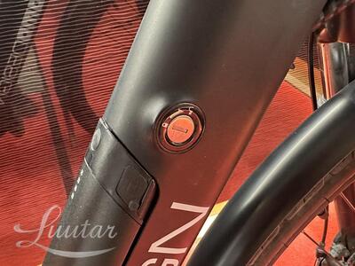 Elektriline jalgratas MOMO Design 28