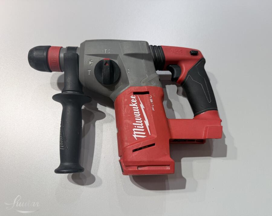 Akupuurvasar Milwaukee M18 CHX
