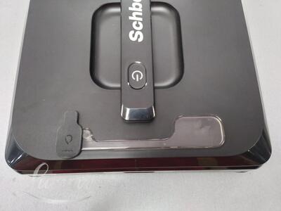 Aknapesurobot Schbot Wind x2