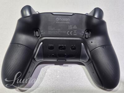 Pult Nacon Revolution 5 Pro