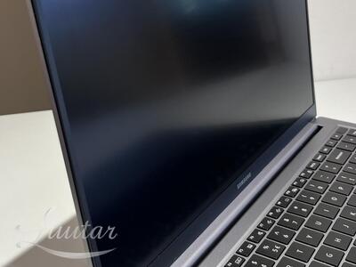 Sülearvuti Samsung NP754XGK