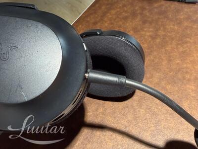 Kõrvaklapid Razer Barracuda X