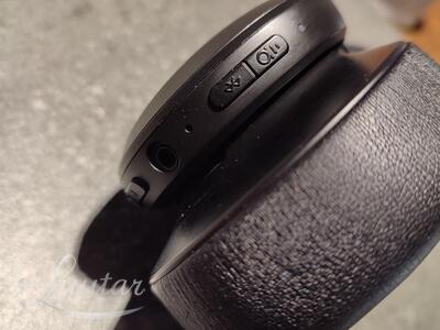 Kõrvaklappid JBL Live 770NC