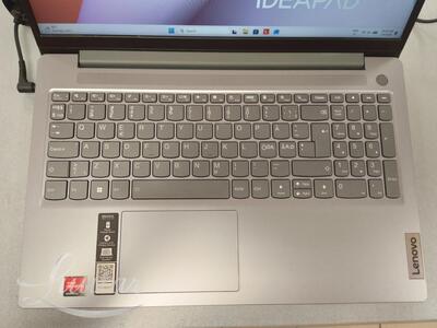Sülearvuti Lenovo Ideapad Slim 3 15abr8