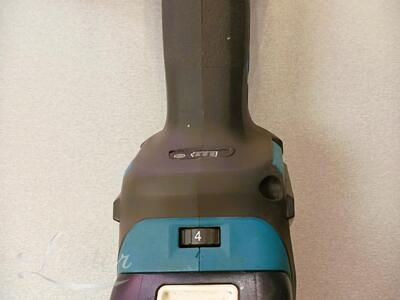 Akunurklihvija Makita DGA519