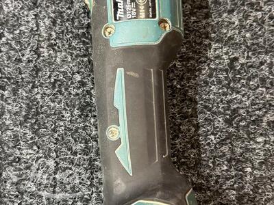 Nurklihvija Makita DGA506