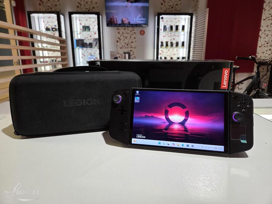 Käsikonsool Lenovo Legion Go 8APU1 (YM90B41150H2)