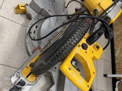 Nurgasaag DeWalt DWS780