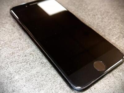 Mobiiltelefon Apple iPhone SE 2020