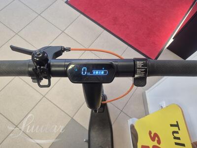 Elektritõukeratas Ninebot Segway E2 Pro E