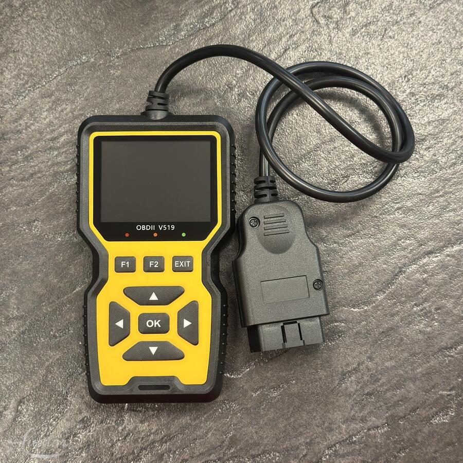 Autodiagnostika OBD II V519